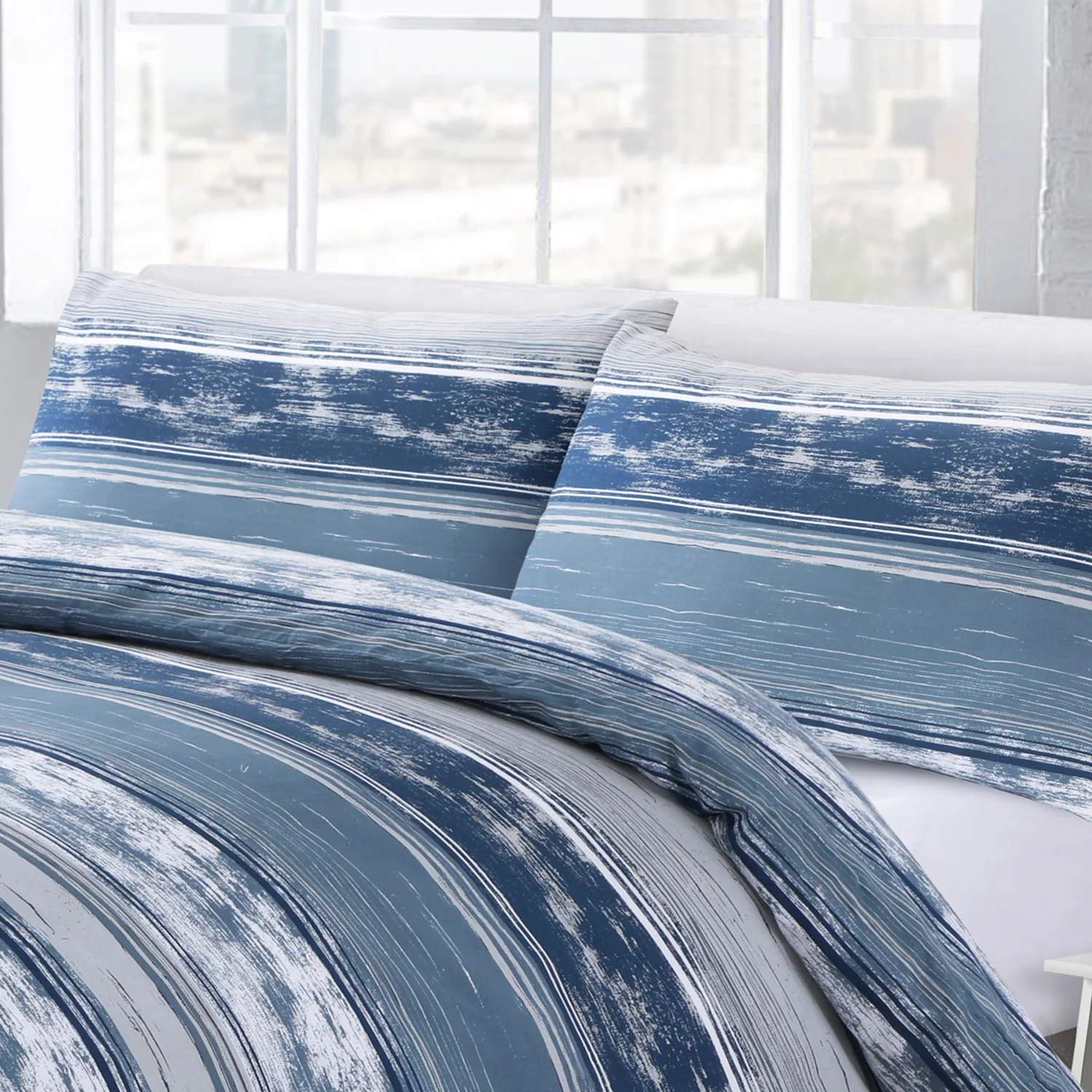 Velosso Brooklyn Striped Blue Duvet Cover & Pillowcase Set - Image 3