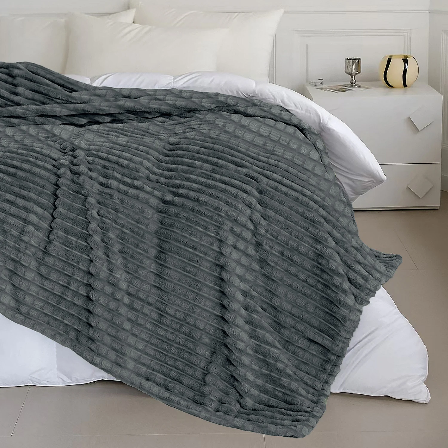 Velosso Super Chunky Waffle Plush Soft Blanket - Charcoal - Image 5