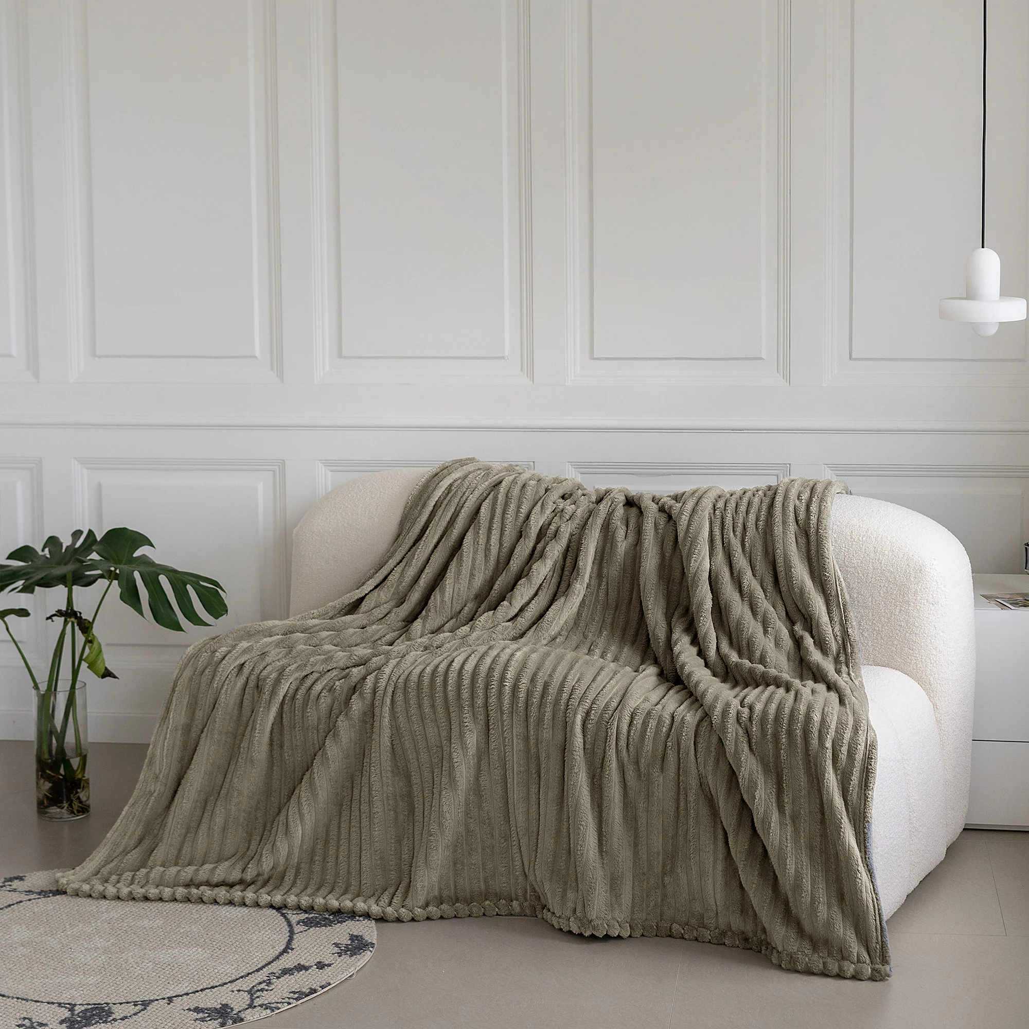 Velosso Beige Super Chunky Cord Faux Mink Blanket - Image 3