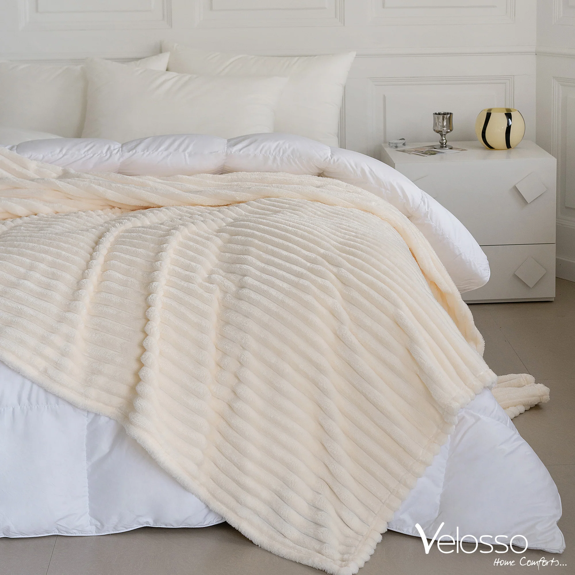 Velosso Ivory Super Chunky Cord Faux Mink Blanket - Image 2